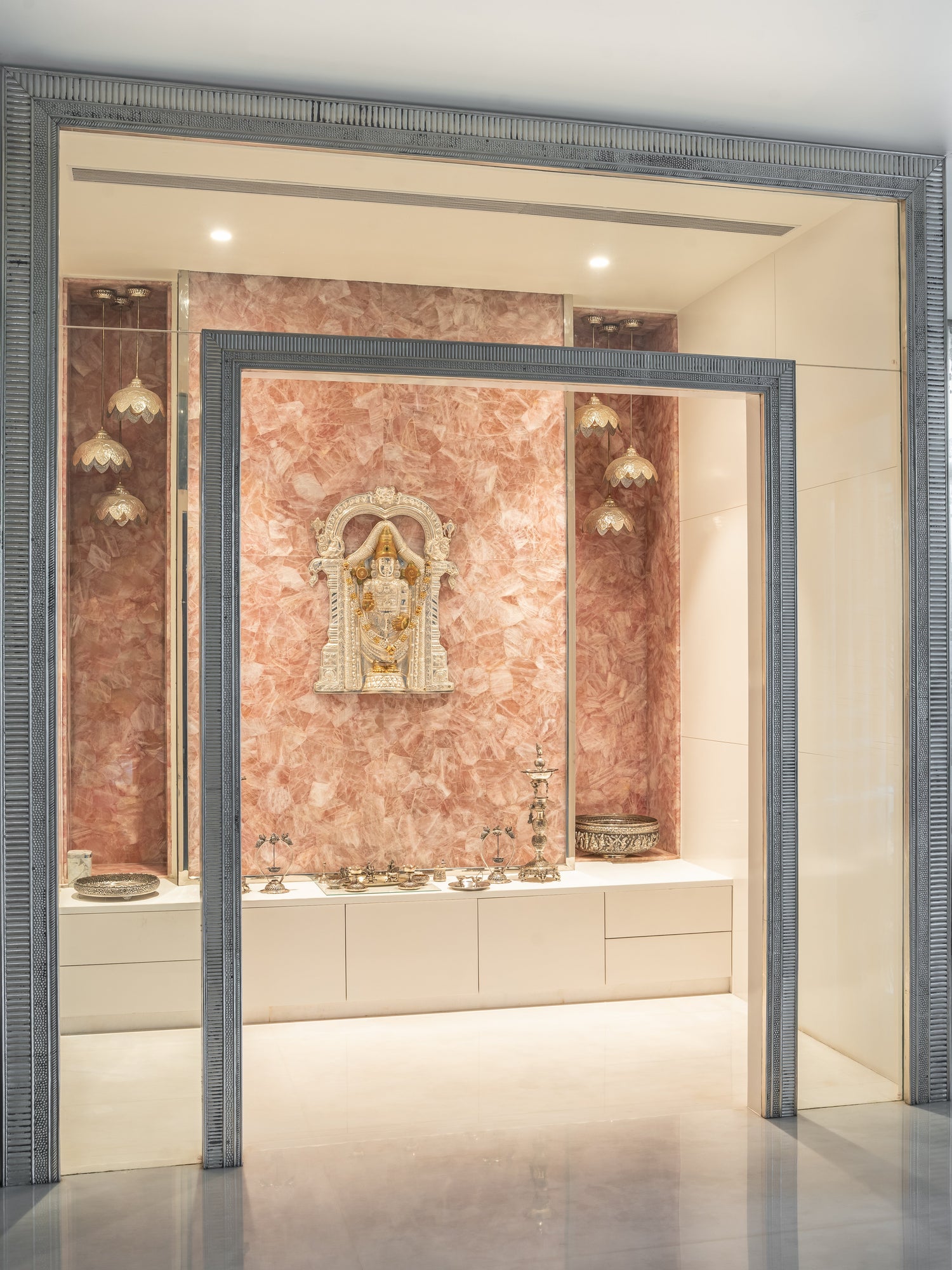 PRAYER ROOM